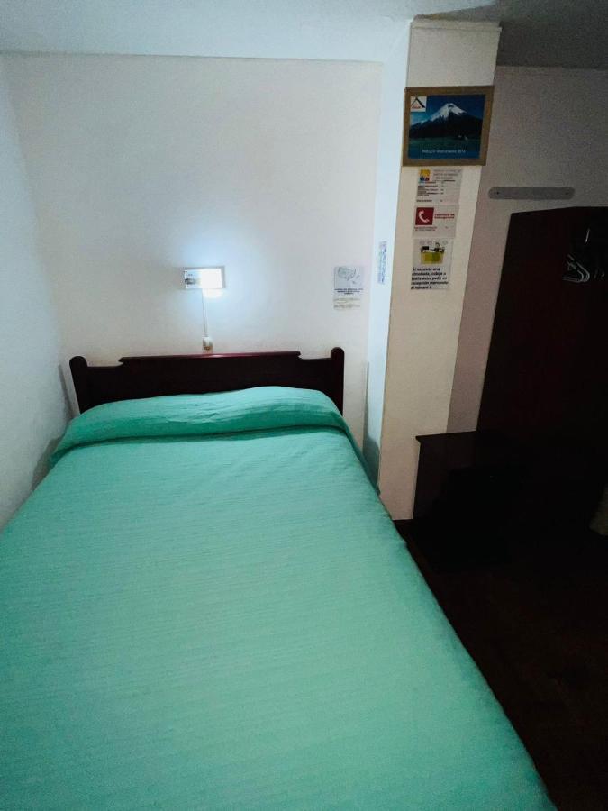 Hotel Estrellita Inn Alameda Кито Екстериор снимка